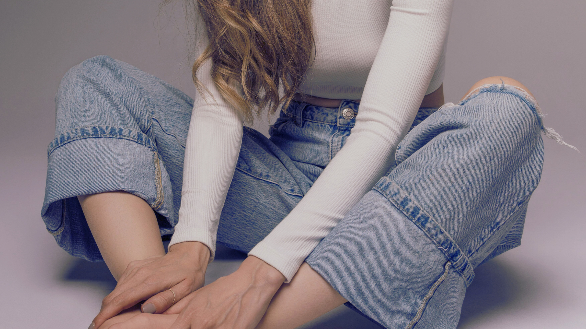 Denimul: raw, selvedge si arta de a purta jeans