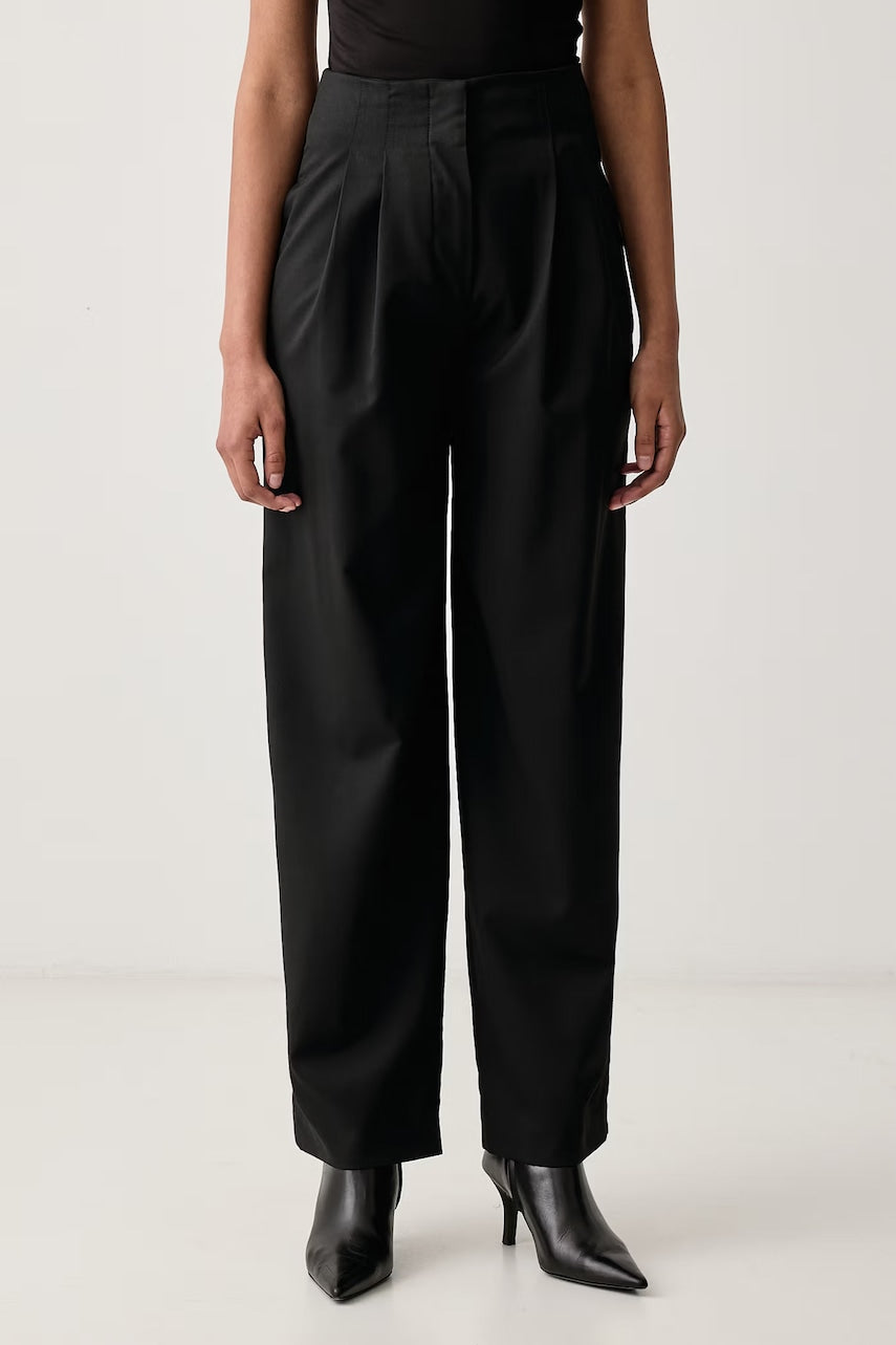 Sessun Pantaloni de costum pentru femei cu amestec de lana